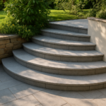 Escalier extérieur arrondi : un gain d’espace esthétique pour votre jardin ou terrasse